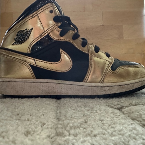 Nike Jordan Black and Gold High-Top Sneakers - Picture 3 of 8